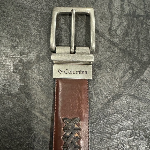 Columbia Men’s Brown and Black Genuine Leather Woven Trim Belt Size 36 - Picture 2 of 6